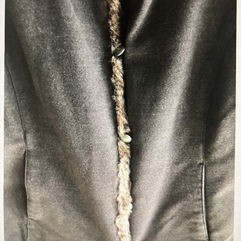J Jill Vest Wool W/Faux Fur Collar & Trim Fully Lined with Pockets Never Worn - Picture 3 of 4